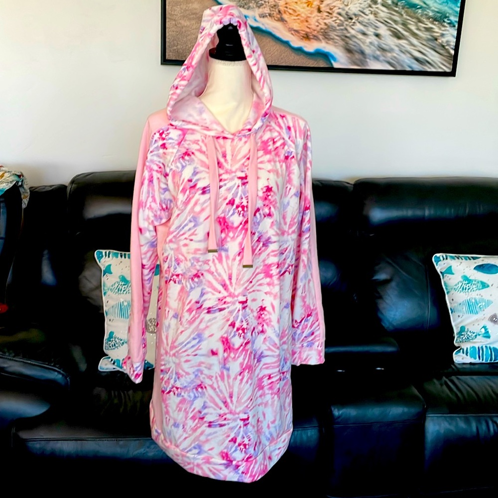 Hooded sweatshirt, style cover-up